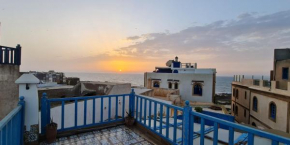 4 bed boutique riad, 4 floors all to yourself, Atlantic Ocean terrace